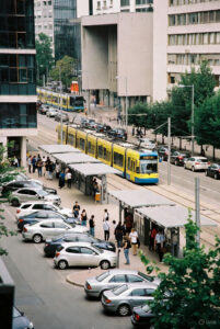 Read more about the article Sammenligning af parkeringsbyggeri i Danmark og Norge — en praktisk guide 